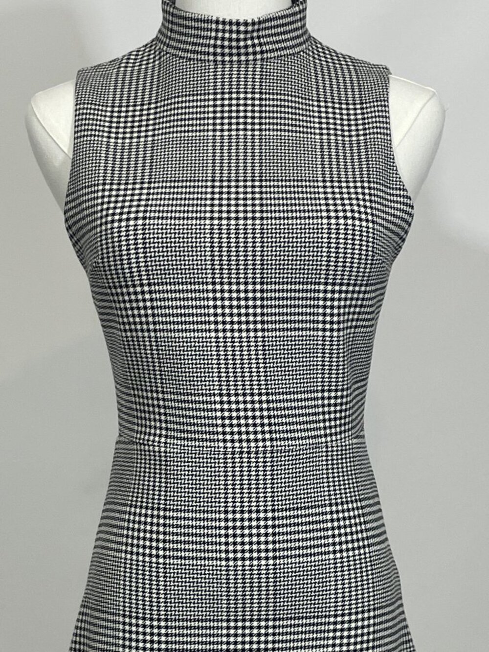 Alice + Olivia Rapunzel Glen Plaid Mock Neck Flounce Hem Sheath Dress Size 0